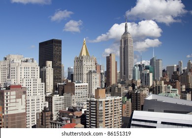 skycrapers and towers in manhattan skyline view