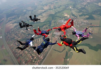 Skydiving Group Formation Men And Women