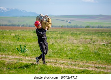 191 Man landed parachute Images, Stock Photos & Vectors | Shutterstock