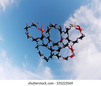 Skydiving Large Group Formation