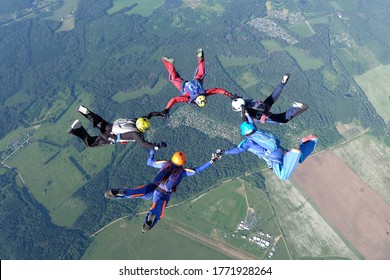 Skydiving. A Team Is In The Sky.