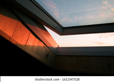 skylight sunset, open roof window sun light