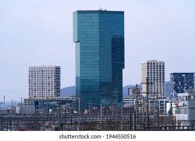 Skyline City Of Zurich With Main Railway Station HB In The Foreground And Skyscraper Prime Tower In The Background. Photo Taken March 26th, 2021, Zürich, Switzerland.