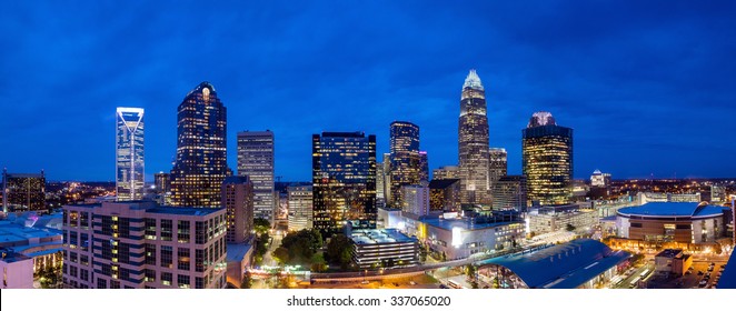 Skyline Downtown Charlotte North Carolina Usa Stock Photo 337065020 ...