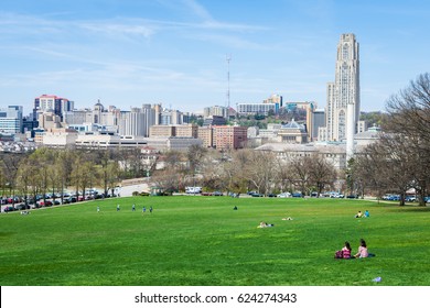 Skyline of Pittsburgh, Pennsylvania from Schenley Park