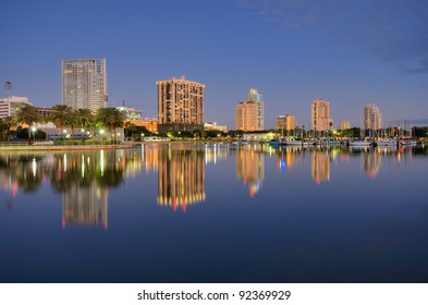 664 St petersburg florida skyline Images, Stock Photos & Vectors ...