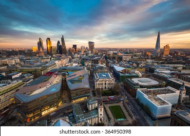 Skyline View Of The Famous Financial Bank District Of London At Magic Hour. This View Includes Famous Skyscrapers, Office Buildings And Beautiful Sky After Sunset - UK, England