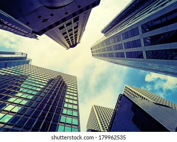 323,797 Skyscraper perspective Images, Stock Photos & Vectors ...