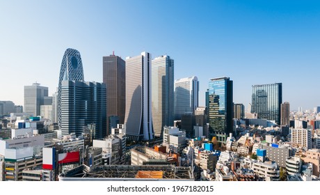 Skyscrapers Of The Shinjuku City Skyline, Shinjuku, Tokyo, Japan 