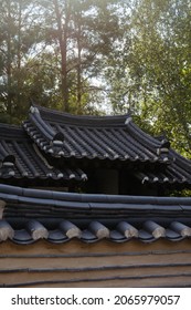 Slanted Roof Of Korean Architecture