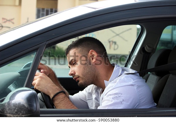 sleepy driver\
attention