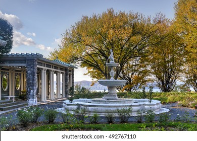 Sleepy Hollow, New York - October 21, 2012: Kykuit, The Rockefeller Estate. A Grand Mansion That Was The Rockefeller Home And Is Now A Historic Site Of The National Trust For Historic Preservation.