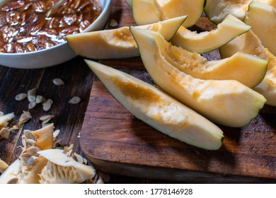 Sliced Acorn Squash With Pecans