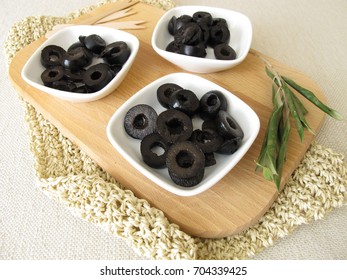 Sliced Black Olives