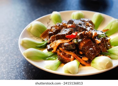 Sliced braised pork belly, Chinese cuisine. 동파육. 東坡肉.