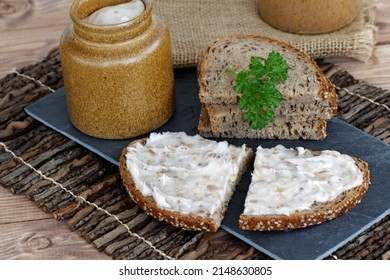 Sliced Bread With Pork Lard.