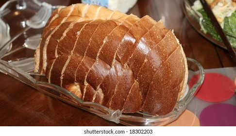 Sliced hallah bread
