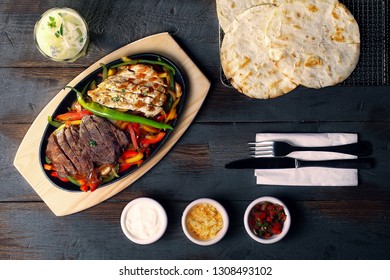 Sliced Of Marinated Grilled Chicken And Beef With Tortillas 