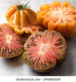 Sliced Tomatoes  Seasonal Cherokee Tomatoes