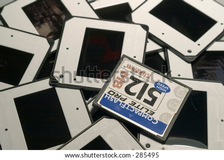 Slides in frameworks and a modern card of memory Compact Flash