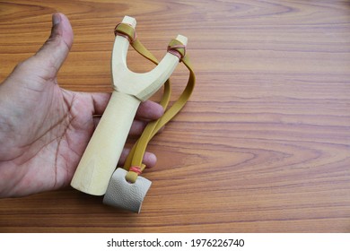 hand catapult