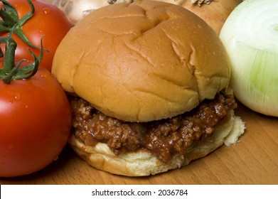 Sloppy Joe Sandwich With Tomatoes And Onions