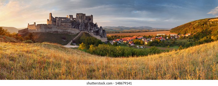 Slovakia Castle Beckov - Panorama