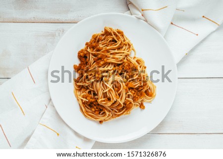 Slow Cooked Lentil Spaghetti Bolognese
