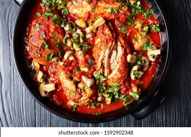 Slow Cooker Chicken Cacciatore – An Easy Crockpot Meal Loaded With Tender Chicken, Tomatoes, Bell Peppers, Carrots And Sliced Mushrooms, Flatlay, Close-up