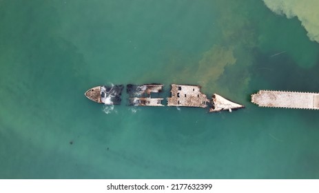 Slow Exposure Photo Of Cement Ship In Santa Cruz