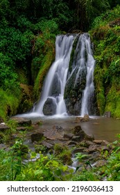 Slow Exposure Pictures Of Water Falls