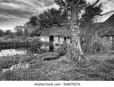 Sluice House And Eel Trap North Of Manor Ditch, Britford