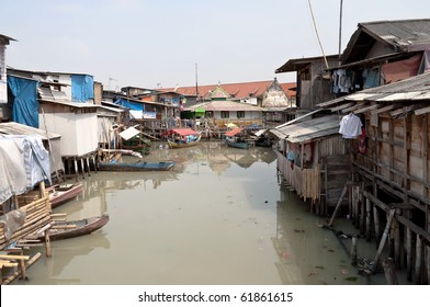 9,486 Indonesia poverty Images, Stock Photos & Vectors | Shutterstock