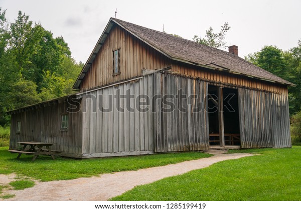 Small Barn Like Building Ohios Only Stock Photo Edit Now 1285199419