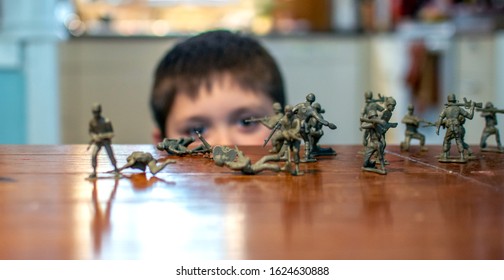 tiny toy soldiers