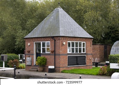 Small Building With A Pyramid Shaped Roof