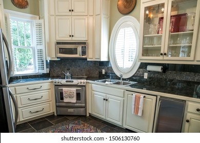 Renovating Kitchen Images Stock Photos Vectors Shutterstock