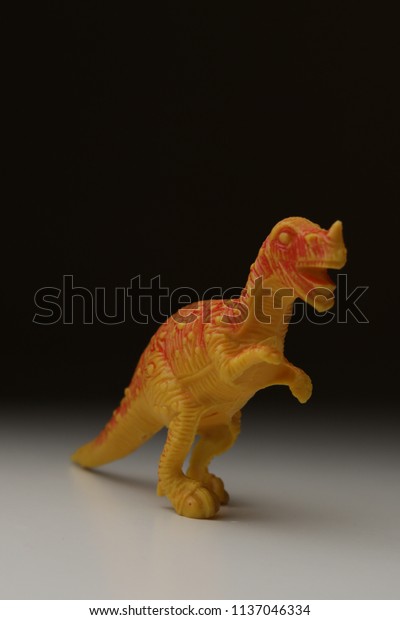 dinosaur toys age 2