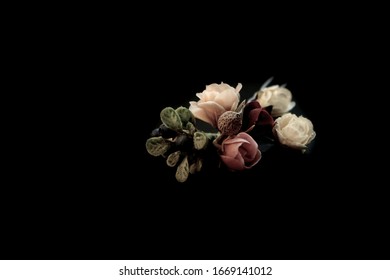  small flowers on a black background
                              