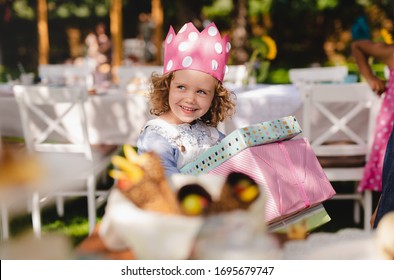 15,549 Birthday Party Outside Images, Stock Photos & Vectors | Shutterstock