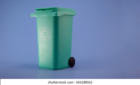 Small Green Trash Can 