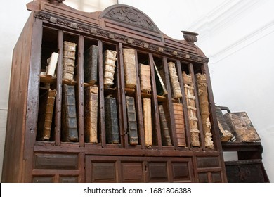 Small Library Of Ancient And Rare Books