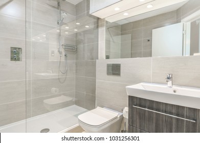 Small Modern Bathroom