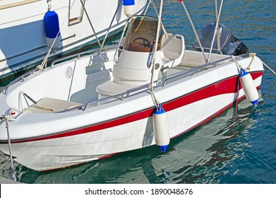 2,769 Fiberglass Boat Images, Stock Photos & Vectors | Shutterstock