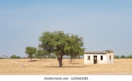 Small Mosque In The Middle Of The Desert. Chad N'Djamena Travel, Located In Sahel Desert And Sahara. Hot Weather In Desert Climate On The Chari River.