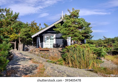 Small Mountain House/villa Built On The Rocks In Norway