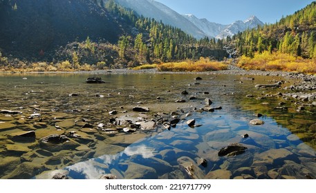 Small Mountain Lake, Autumn Nature, Rocky Bottom