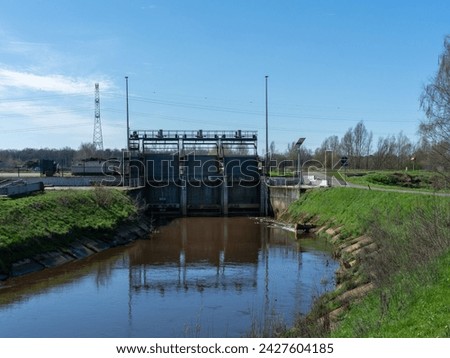 The small Nete is directed under the canal; aqueduct 'De Kleine Nete' in Grobbendonk