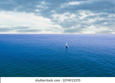 41,749 Small yacht Images, Stock Photos & Vectors | Shutterstock