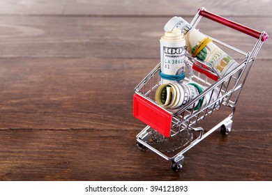 small toy shopping cart